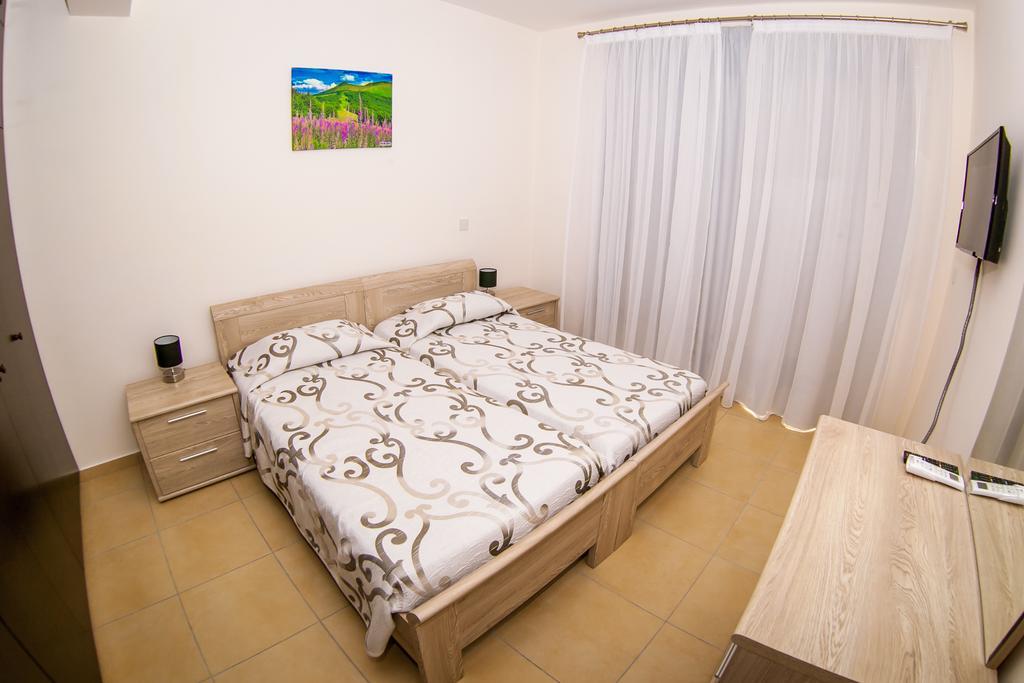New Day Hotel apartamentowy Pafos